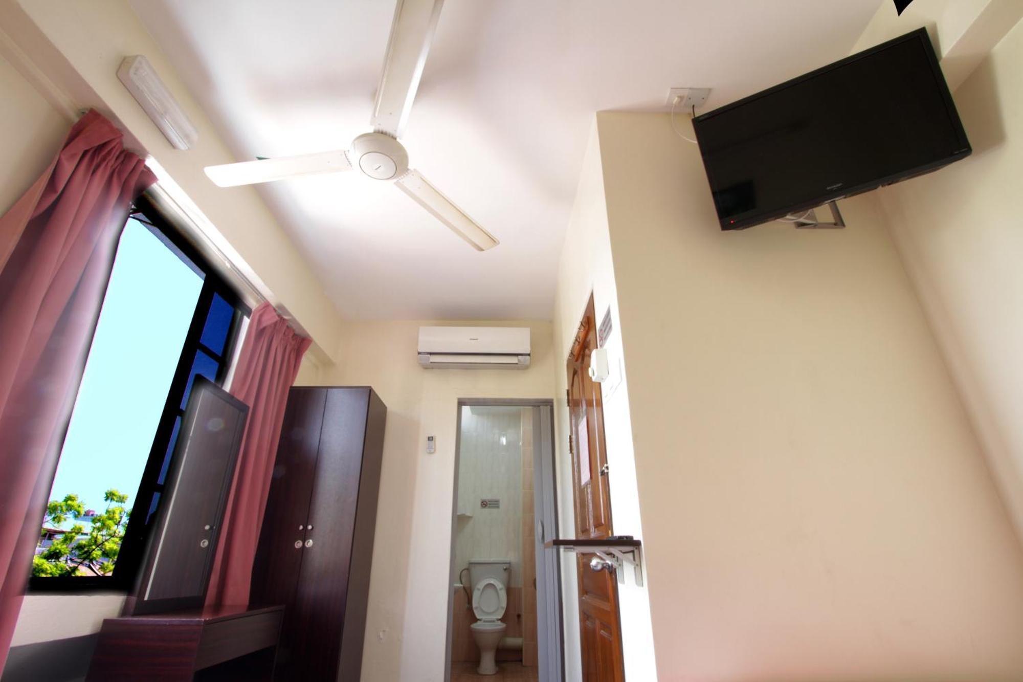 Broadway Budget Hotel Джорджтаун Номер фото