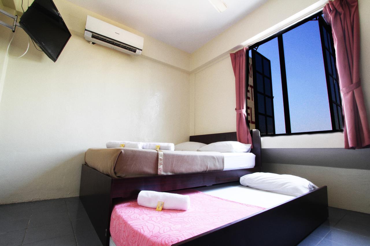 Broadway Budget Hotel Джорджтаун Экстерьер фото